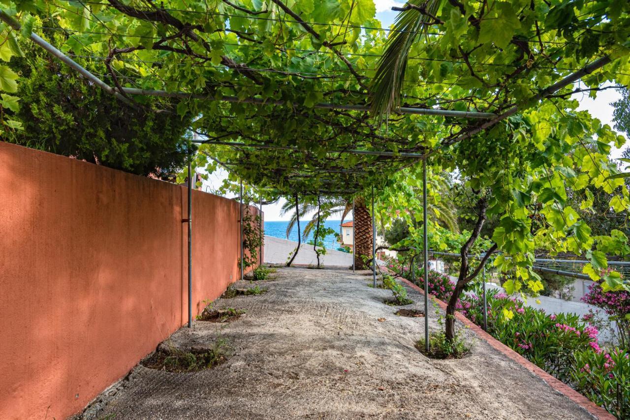 Villa Gonates Limenaria  Exterior foto